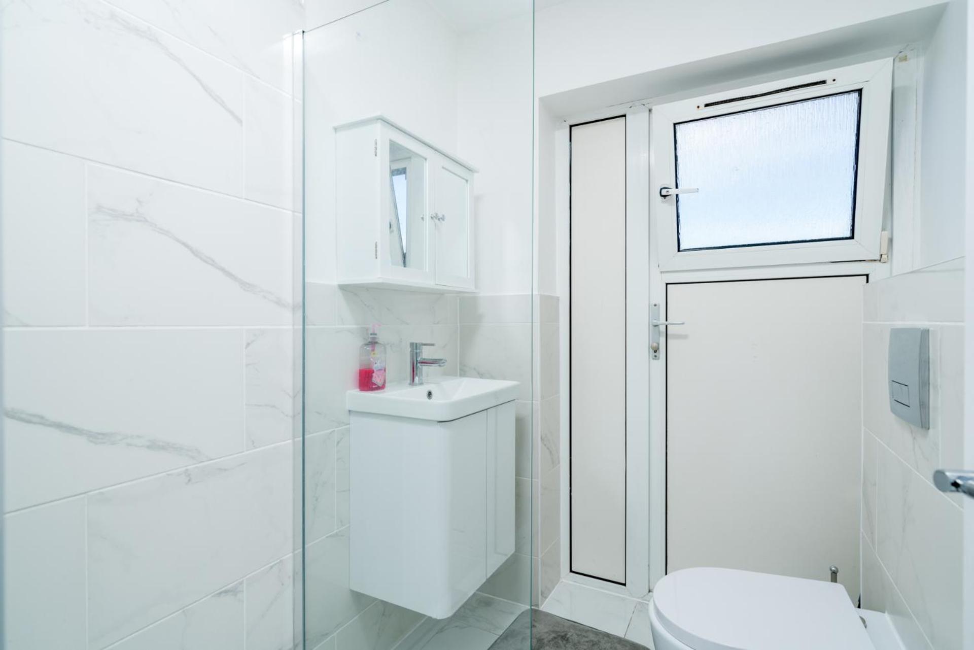 Private Room In London Enfield With Parking Exterior foto