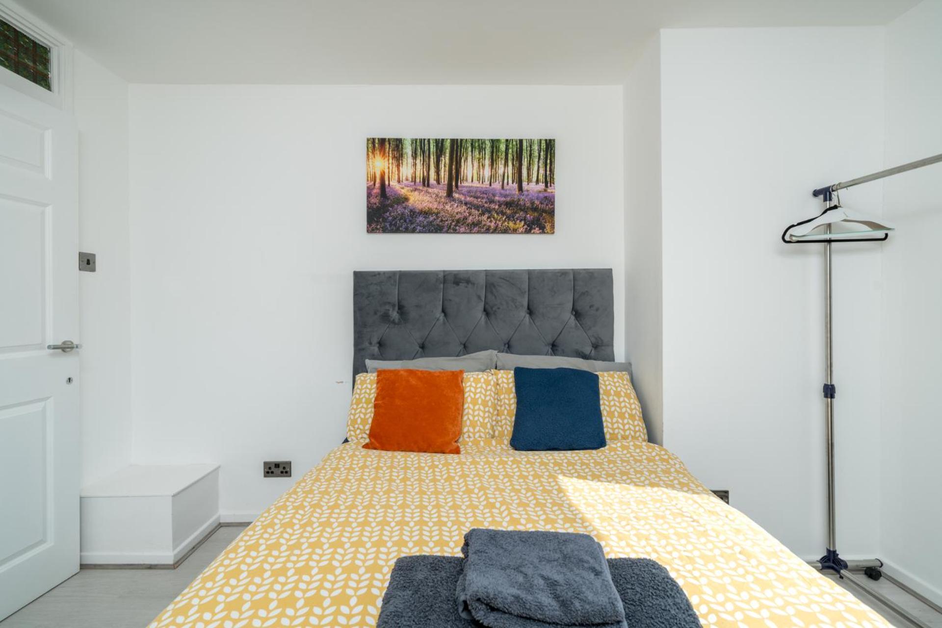 Private Room In London Enfield With Parking Exterior foto
